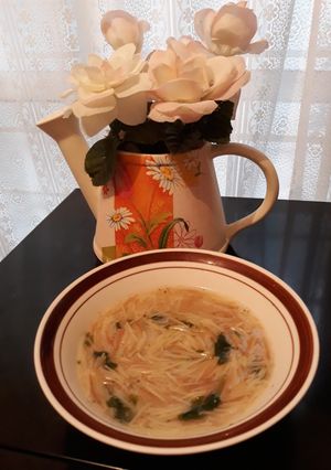 Una foto de Sopita de fideos especial para apapachar 🥣