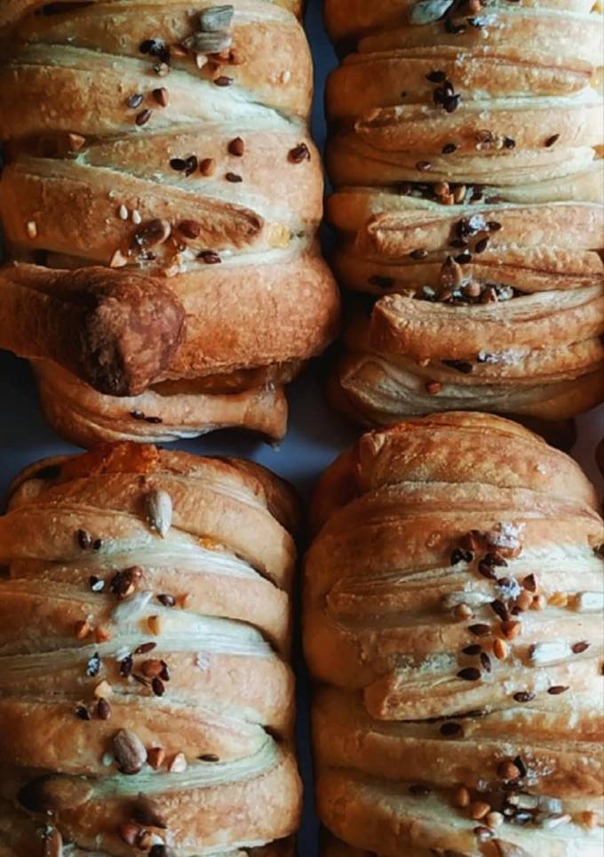 Слойки з шинкою і сиром 🤤