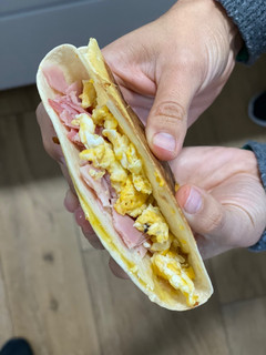 Una foto de La quesadilla de moda o el nuevo relleno de wraps y fajitas!