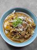 Curry udon daging sapi