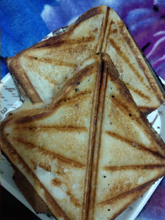A picture of Bread toast.