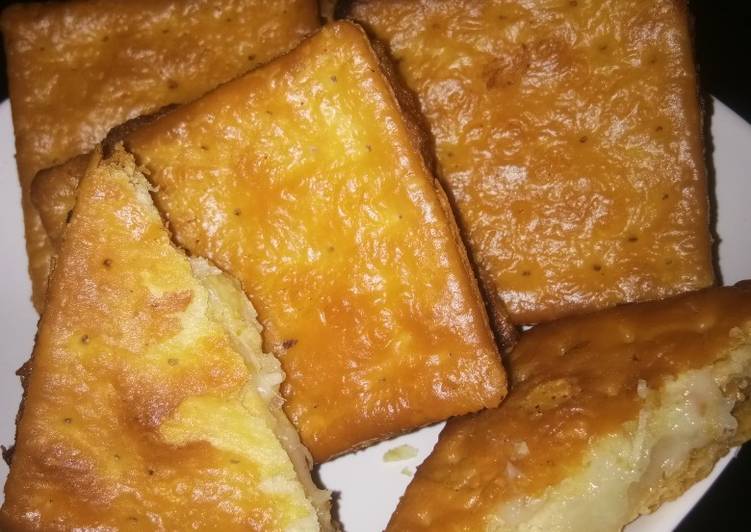 Bagaimana Membuat Kue Crakers Vla Tape Anti Gagal