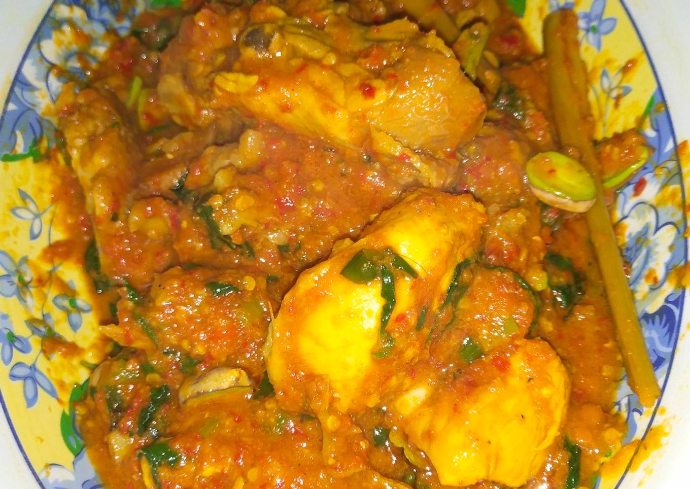 Ayam rica rica kaya rasa