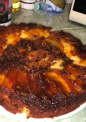 Una foto de Torta de manzanas invertida😋