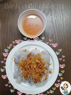 Hình của món Bánh cuốn nhân thịt by chảo chống dính.