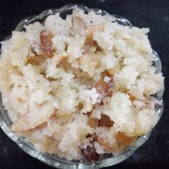A picture of Suji halwa.