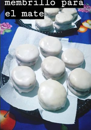 Una foto de Alfajores de membrillo