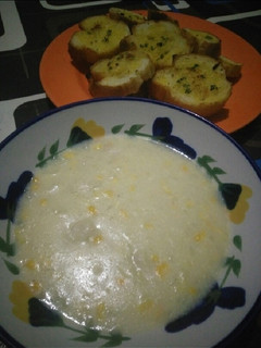 Foto resep The Real Cream Soup & Garlic Bread