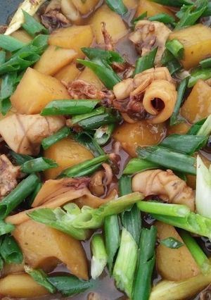 Foto resep Cumi kecap mix kentang