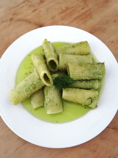 Una foto de Pasta al pesto