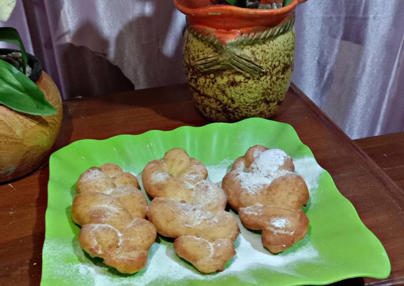 Korean Twisted Doughnut (Kkwabaegi)