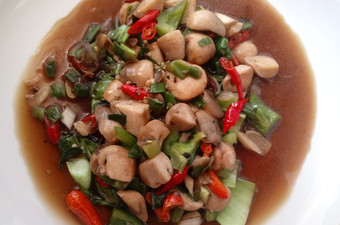 Anti Ribet, Membuat Tumis Jamur Kancing Lada Hitam Ekonomis