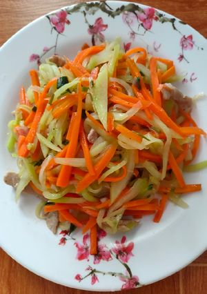 Hình của món Su su xào.
