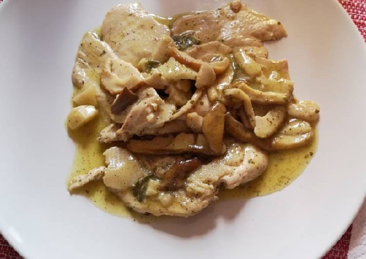 Simple Way to Prepare Favorite Petto di pollo a porcini