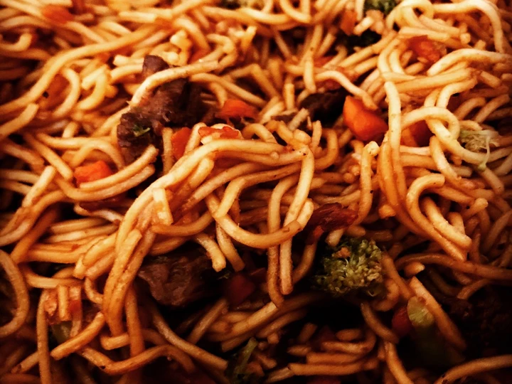 Easy Way Prepare Lo mein with Beef & Broccoli the Delicious Perfect