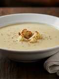 Crema de coliflor sedosa y aterciopelada