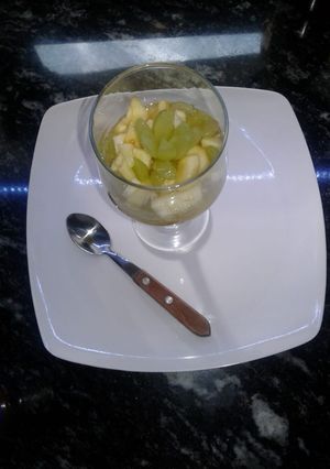 Una foto de Ensalada de frutas ligera!