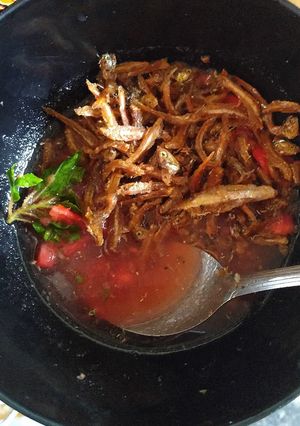 Foto resep Sambal tomat mentah + Teri Simpel