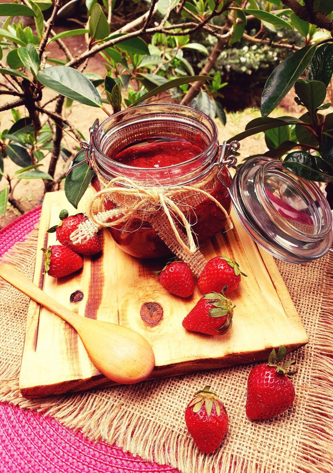 Una foto de Mermelada de frutillas🍓🍓🍓