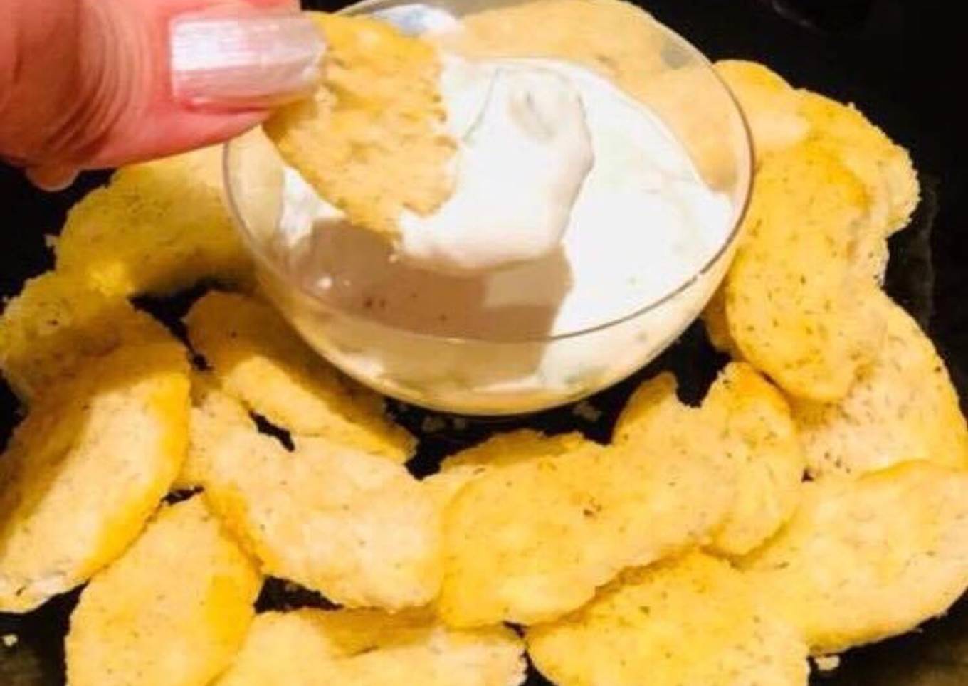 Dil leaves and cheese dip