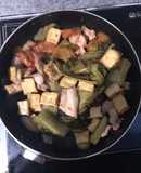 Dưa cải kho thập cẩm