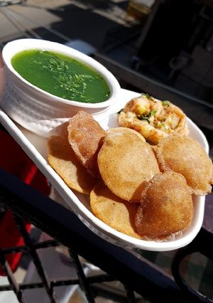 A picture of Navratre golgappe.