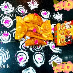 A picture of Mava ghujiya prasada.