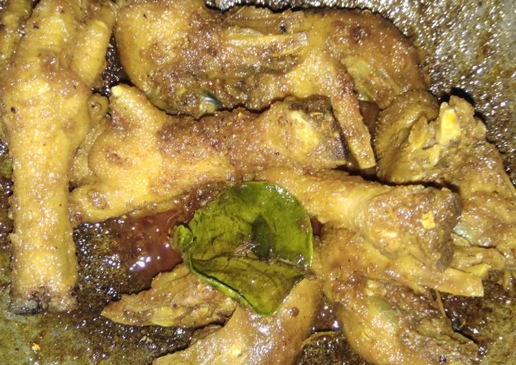 Tongseng Ceker ayam dan kepala ayam ala mama dayat