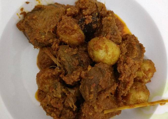 Rendang Daging jo Kentang