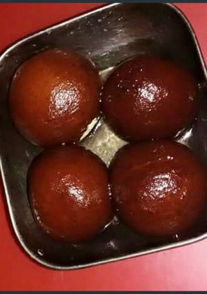 A picture of Gulabjamun.