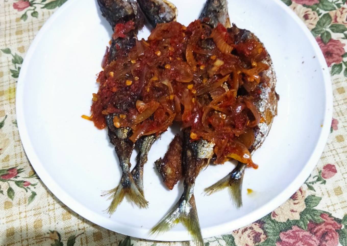 Langkah Mudah untuk Membuat Ikan Goreng Balado yang Enak