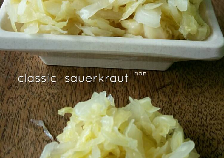 Classic Sauerkraut