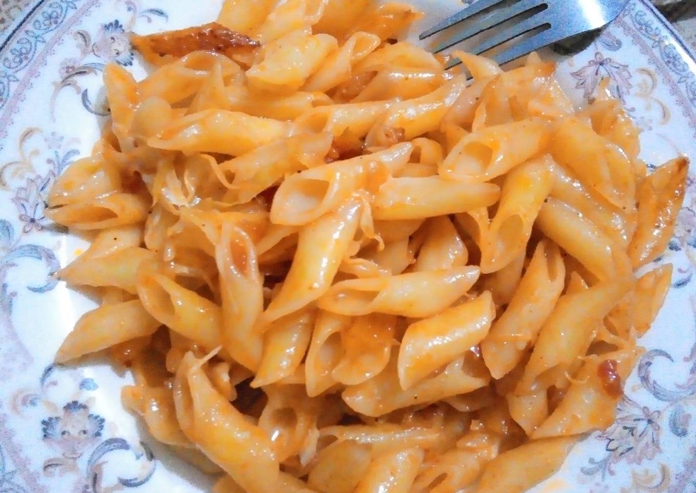 Cheesy pasta