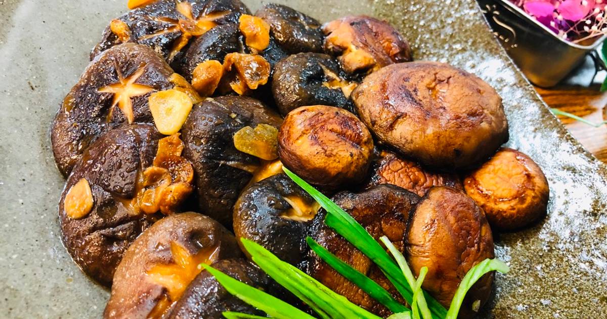 Japanese Butter Garlic Mushroom Recipe by Aunty Eiko's international