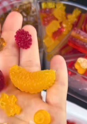 صورة لوصفة جلى كوله او كندى بكل سهوله الاطفال