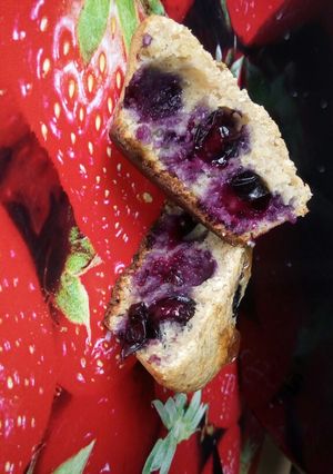Una foto de Muffins de avena y arándanos