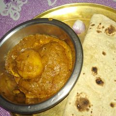 A picture of Kashmiri patato.