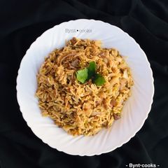 A picture of Grounded beef rice.