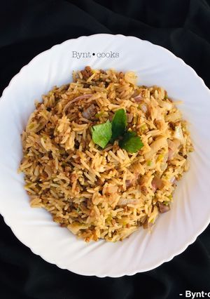 A picture of Grounded beef rice.