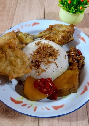 Foto resep Nasi Uduk Betawi Rice Cooker
