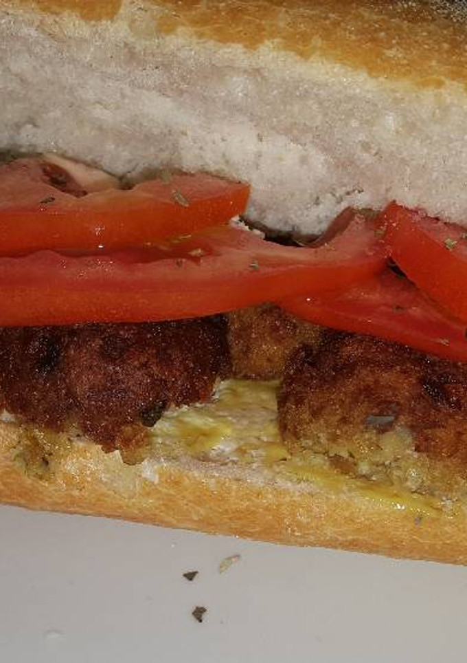 Una foto de Bocadillo de albóndigas de soja