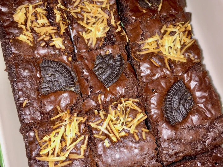 Langkah Gampang Membikin Resep 5. Fudgy Brownies Shiny Crust yang Bikin Ngiler Anti Ribet, Menggugah Selera