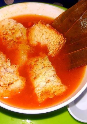 टमाटर, गाजर सूप (Tomato, carrot soup recipe in hindi) रेसिपी मुख्य फोटो