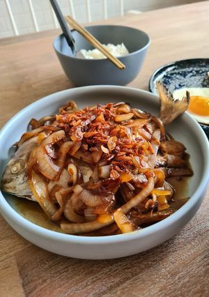 A picture of Chinese Braised Pomfret.
