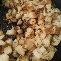 A picture of Panfried Potatoes.