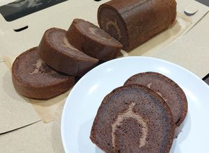 Foto resep Keto Low Calorie Nutty Chocolate Roll Cake |High Protein, Low Calorie, Sugar Free, Gluten Free
