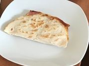 Una foto de quesadillas queso jamón