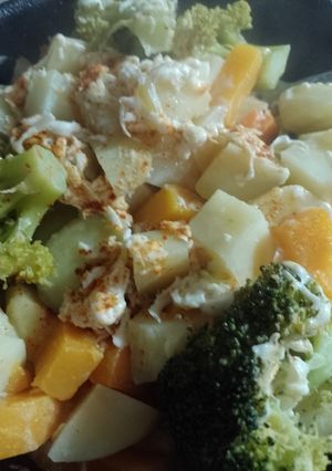 Una foto de Mix de vegetales gratinados en sartén