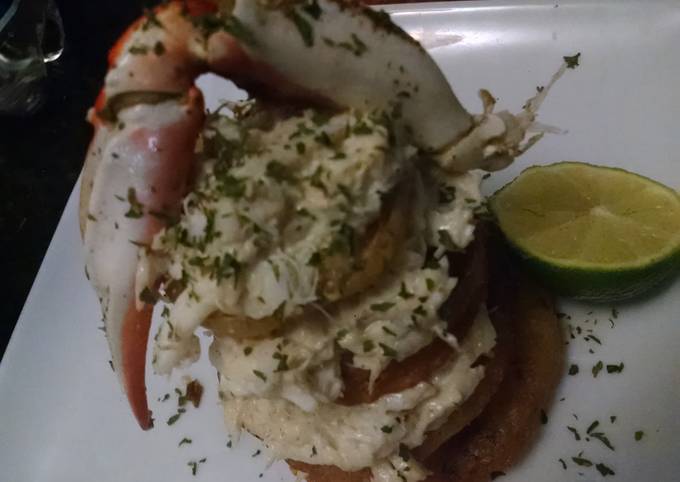 Steps to Make Speedy Onion Ring Crab Tower