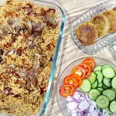 A picture of Mutton yakhni pulao.